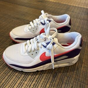 Nike Air Max 90 Eggplant (Women's) Size 6